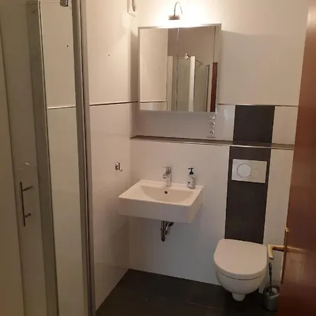 Andinas In Ruhiger Lage Direkt Am Wald *