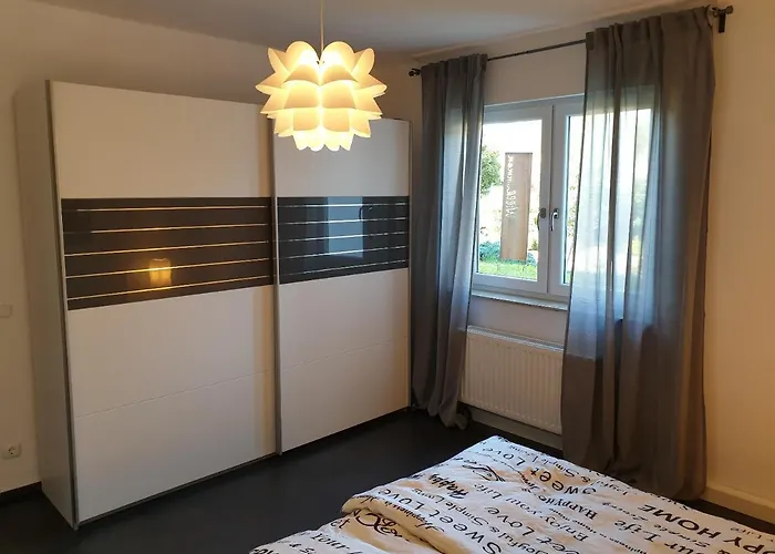 Andinas In Ruhiger Lage Direkt Am Wald