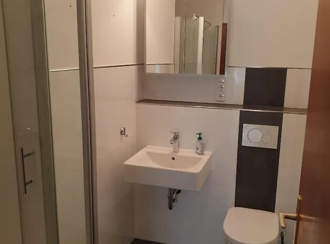 Andinas In Ruhiger Lage Direkt Am Wald *